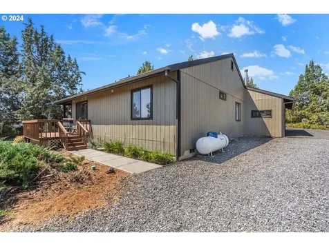 3758 Sw 32nd Street Redmond OR 97756
