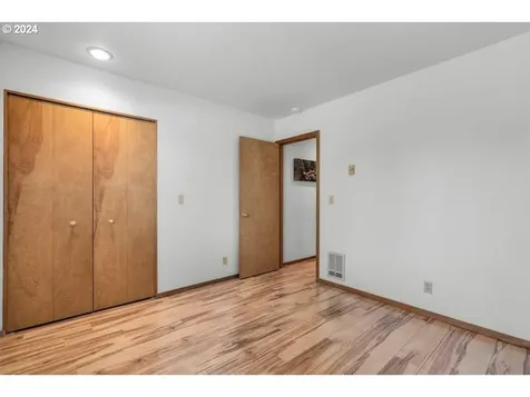 3758 Sw 32nd Street Redmond OR 97756