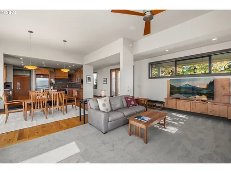 3527 Cedar Court Washougal WA 98671