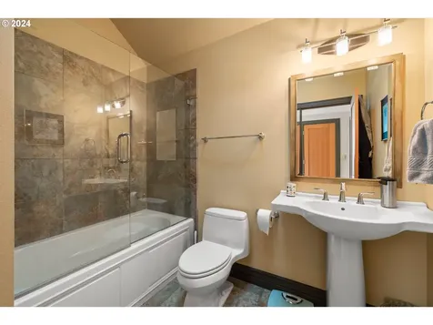 3527 Cedar Court Washougal WA 98671