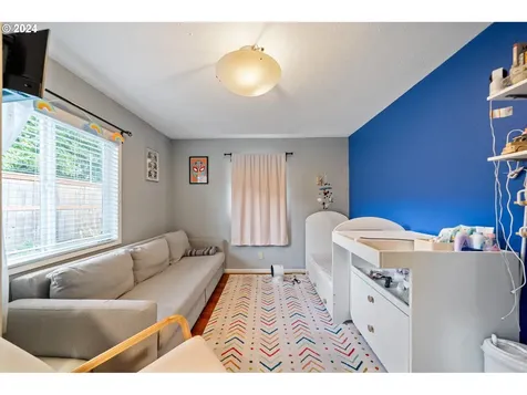 8431 NE Prescott Street Portland OR 97220