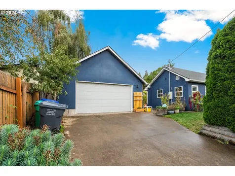 8431 NE Prescott Street Portland OR 97220
