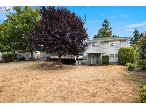 2009 Se 102nd Avenue Portland OR 97216
