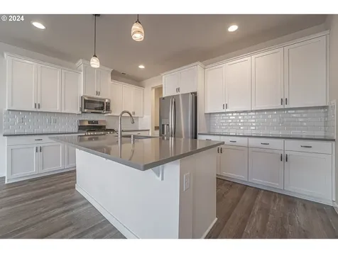 3000 N Pioneer Canyon Drive Ridgefield WA 98642