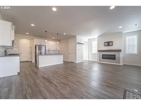 3000 N Pioneer Canyon Drive Ridgefield WA 98642