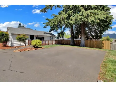 358 S 70th Street Springfield OR 97478