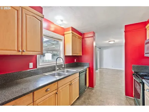 566 Archie Street Eugene OR 97402