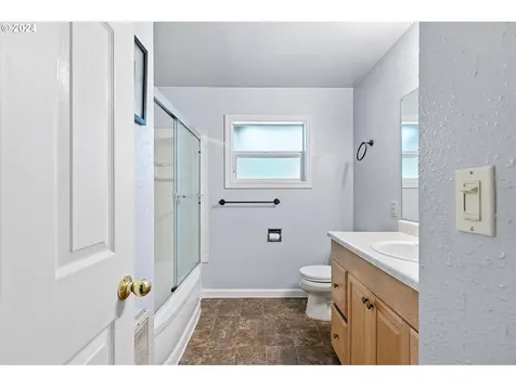 566 Archie Street Eugene OR 97402