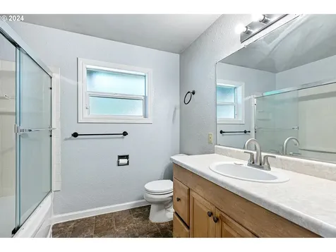 566 Archie Street Eugene OR 97402