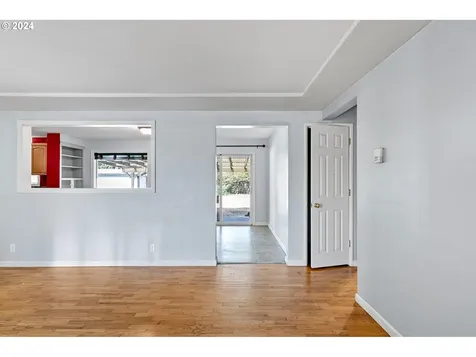 566 Archie Street Eugene OR 97402