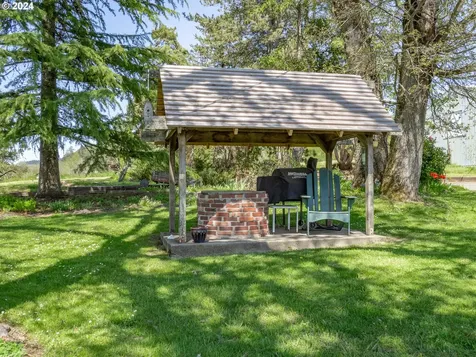 19462 NE Calkins Lane Newberg OR 97132