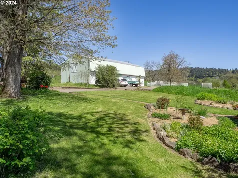 19462 NE Calkins Lane Newberg OR 97132