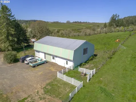 19462 NE Calkins Lane Newberg OR 97132