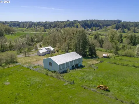 19462 NE Calkins Lane Newberg OR 97132