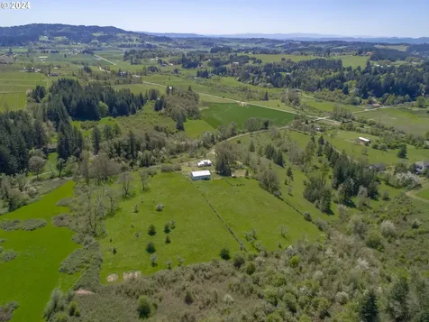 19462 NE Calkins Lane Newberg OR 97132
