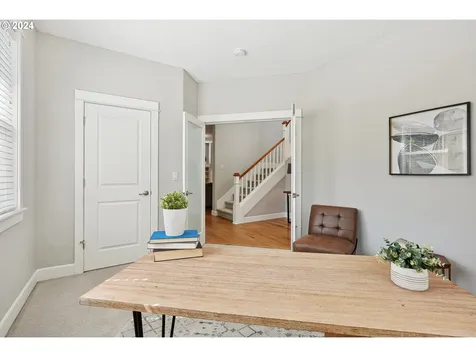 5733 Sw 54th Avenue Portland OR 97221