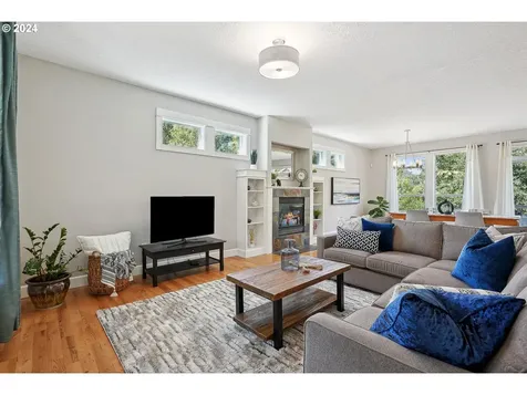 5733 Sw 54th Avenue Portland OR 97221