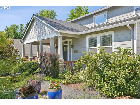 5733 Sw 54th Avenue Portland OR 97221