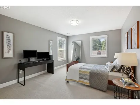 5733 Sw 54th Avenue Portland OR 97221