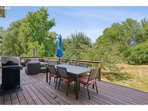 5733 Sw 54th Avenue Portland OR 97221