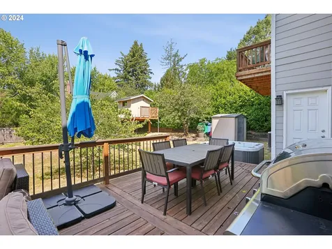 5733 Sw 54th Avenue Portland OR 97221