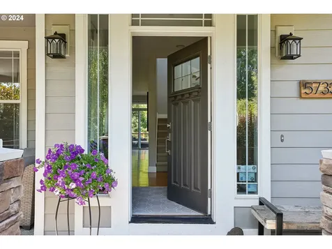 5733 Sw 54th Avenue Portland OR 97221