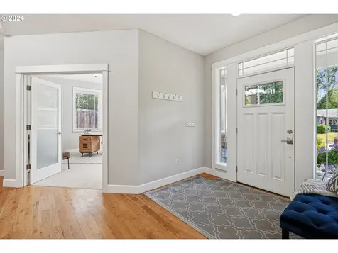 5733 Sw 54th Avenue Portland OR 97221