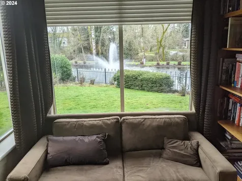 3282 Lakeside Drive Eugene OR 97401