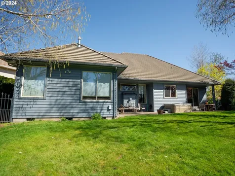 3282 Lakeside Drive Eugene OR 97401