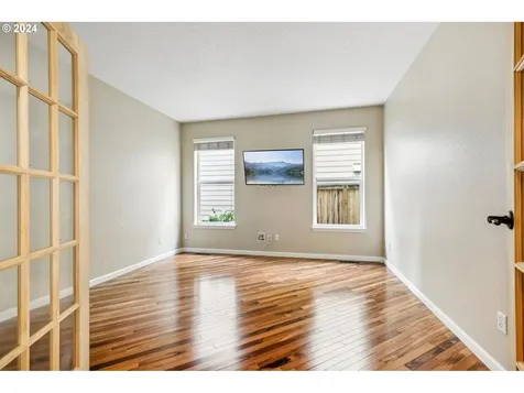 527 Nw Hertel Street Hillsboro OR 97124