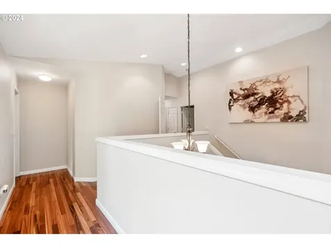 527 Nw Hertel Street Hillsboro OR 97124