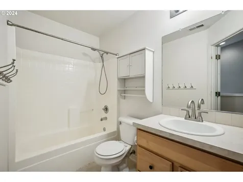 527 Nw Hertel Street Hillsboro OR 97124