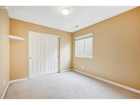 527 Nw Hertel Street Hillsboro OR 97124