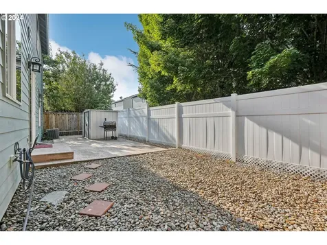 527 Nw Hertel Street Hillsboro OR 97124