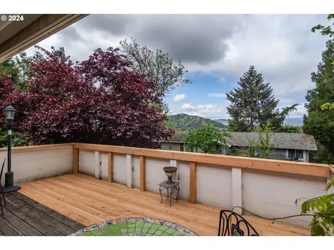 567 NE Denver Street Roseburg OR 97470