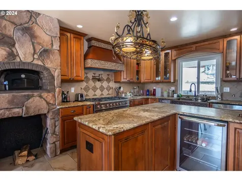 567 NE Denver Street Roseburg OR 97470