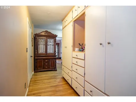 567 NE Denver Street Roseburg OR 97470