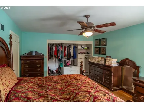 567 NE Denver Street Roseburg OR 97470