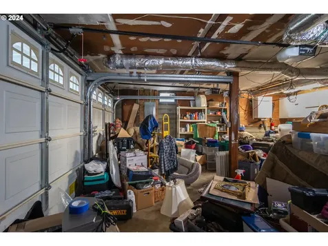 567 NE Denver Street Roseburg OR 97470