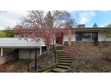 567 NE Denver Street Roseburg OR 97470