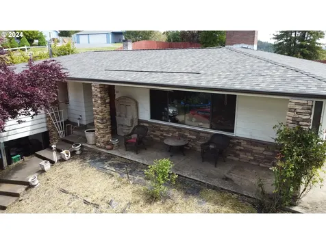 567 NE Denver Street Roseburg OR 97470