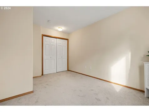 3134 NE 103rd Place Portland OR 97220