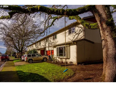 695 Manor Way Lebanon OR 97355