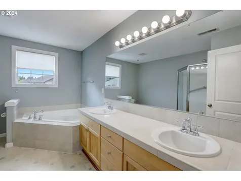 3710 Ne 93rd Street Vancouver WA 98665