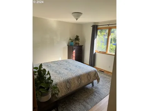 1371 Roundup Drive Eugene OR 97401
