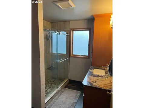 1371 Roundup Drive Eugene OR 97401