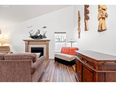 4021 Cherokee Drive Springfield OR 97478