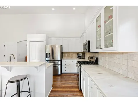 4021 Cherokee Drive Springfield OR 97478