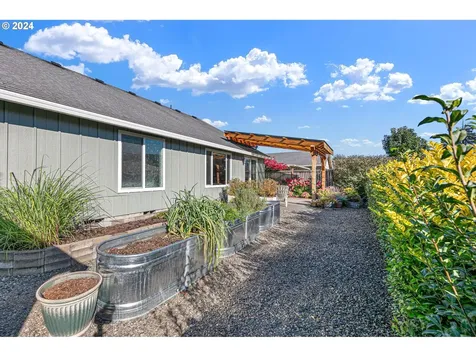 4021 Cherokee Drive Springfield OR 97478