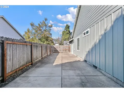 4021 Cherokee Drive Springfield OR 97478